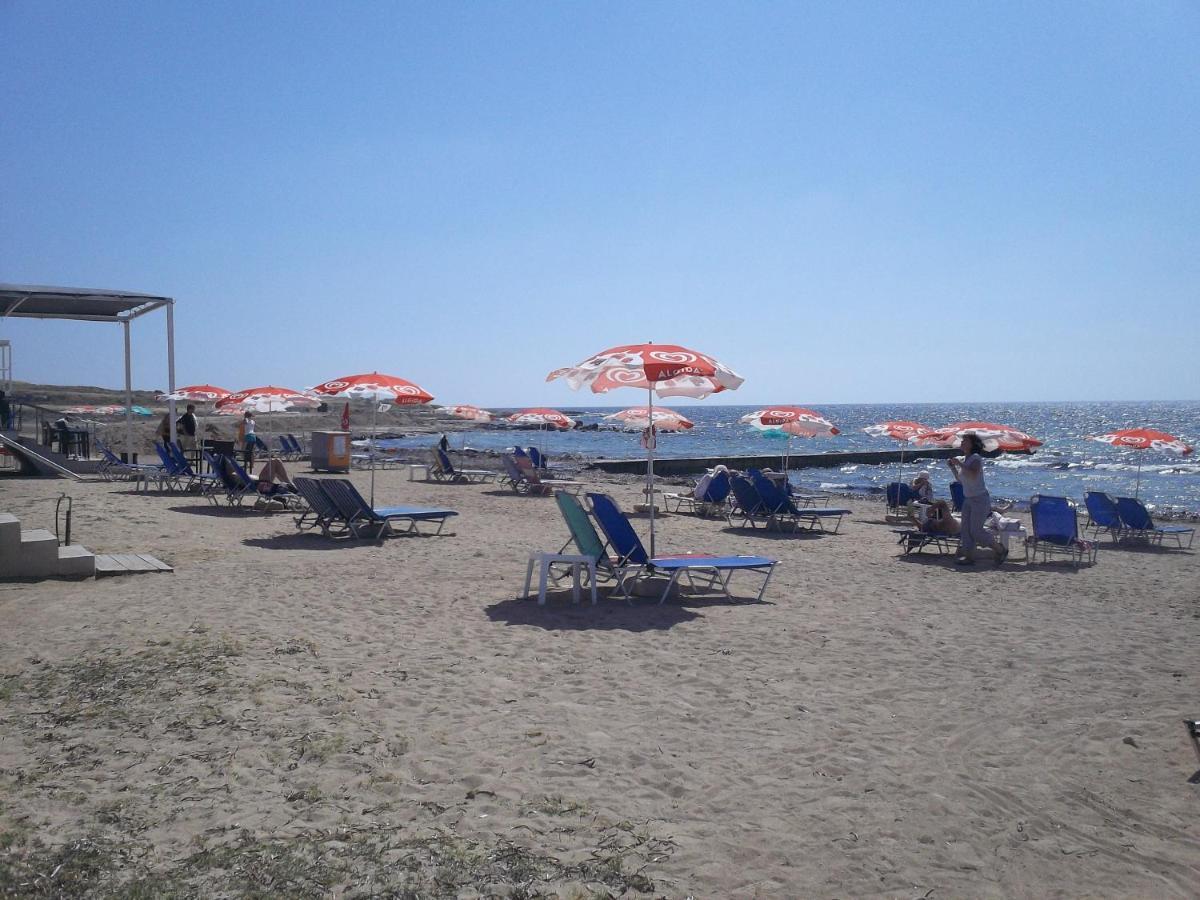 A Stone'S Throw From Everything Paphos Extérieur photo