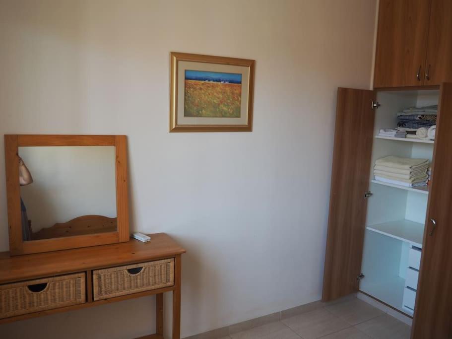 A Stone'S Throw From Everything Paphos Extérieur photo